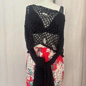 80s inspired open weave sweater knit